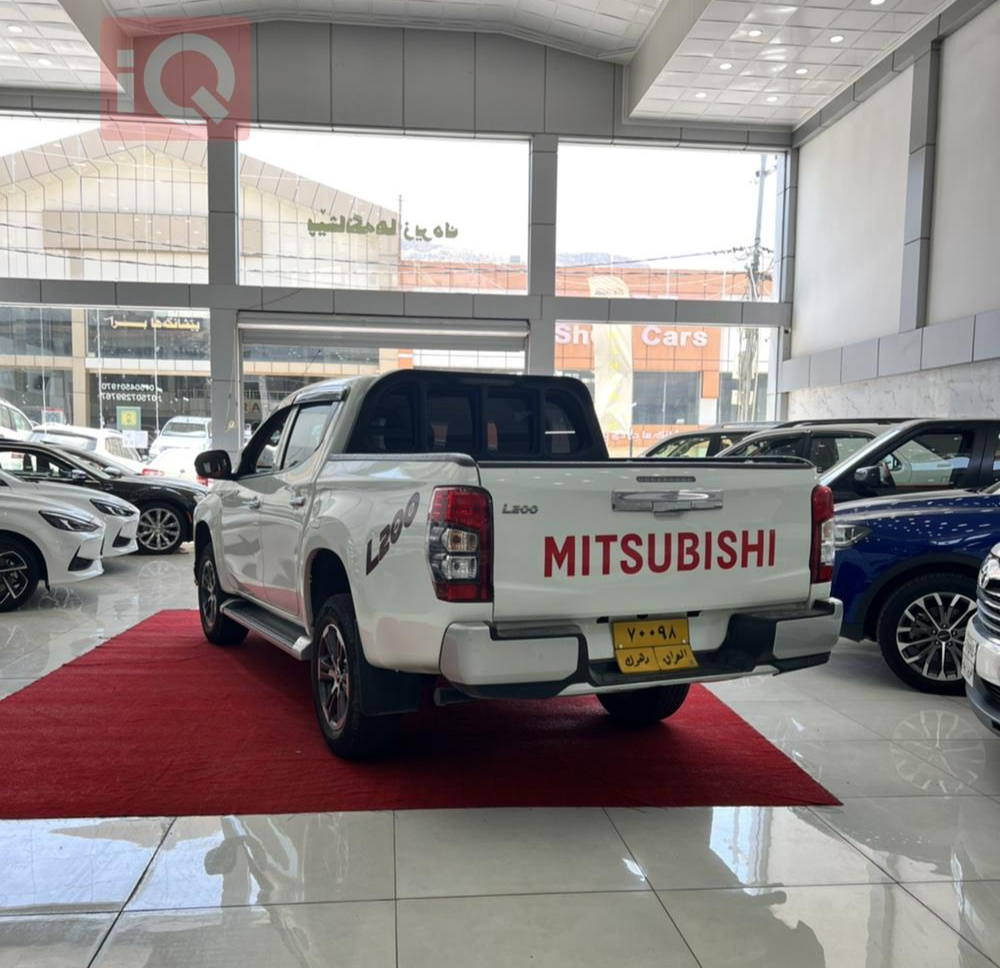 ميتسوبيشي L200